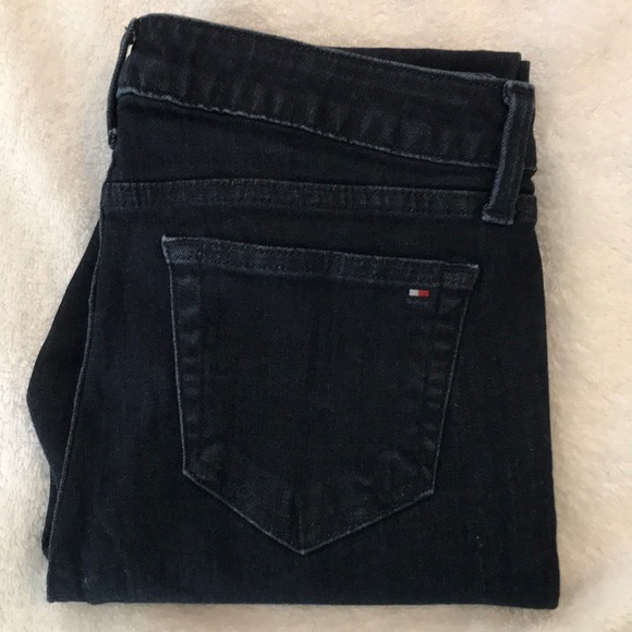 Tommy Hilfiger Jeans - Picture 2 of 5